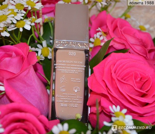 Dior Diorskin Nude Natural Glow Hydrating Makeup