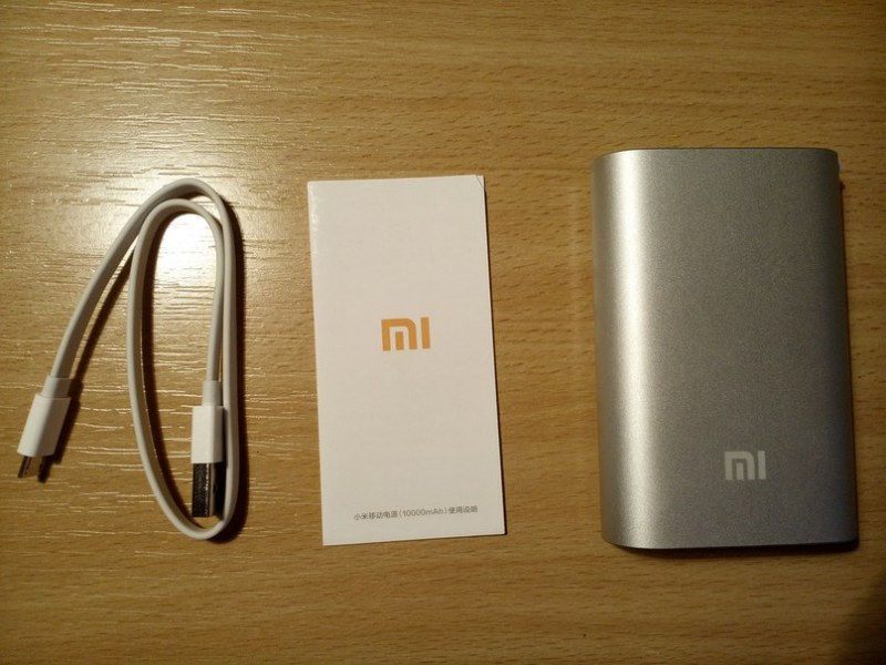 Xiaomi Mi Power Bank 10000    -  2