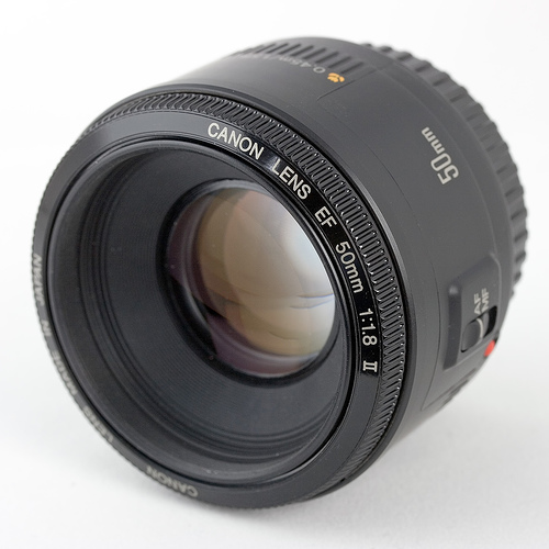 Canon EF 50mm f/1.8 II