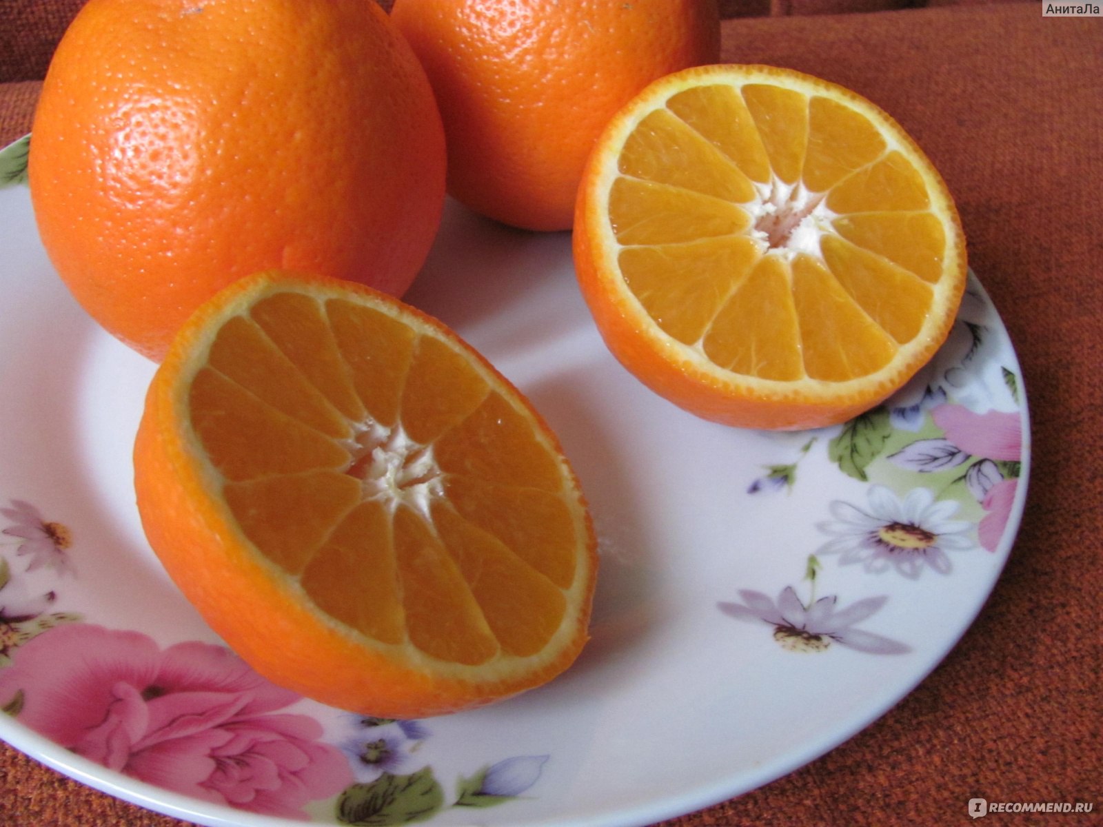Минеола что за фрукт. Гибрид мандарина и апельсина Минеола. Смесь апельсина и мандарина Минеола. Минеола это гибрид мандарина и. Мандарины Минеола.