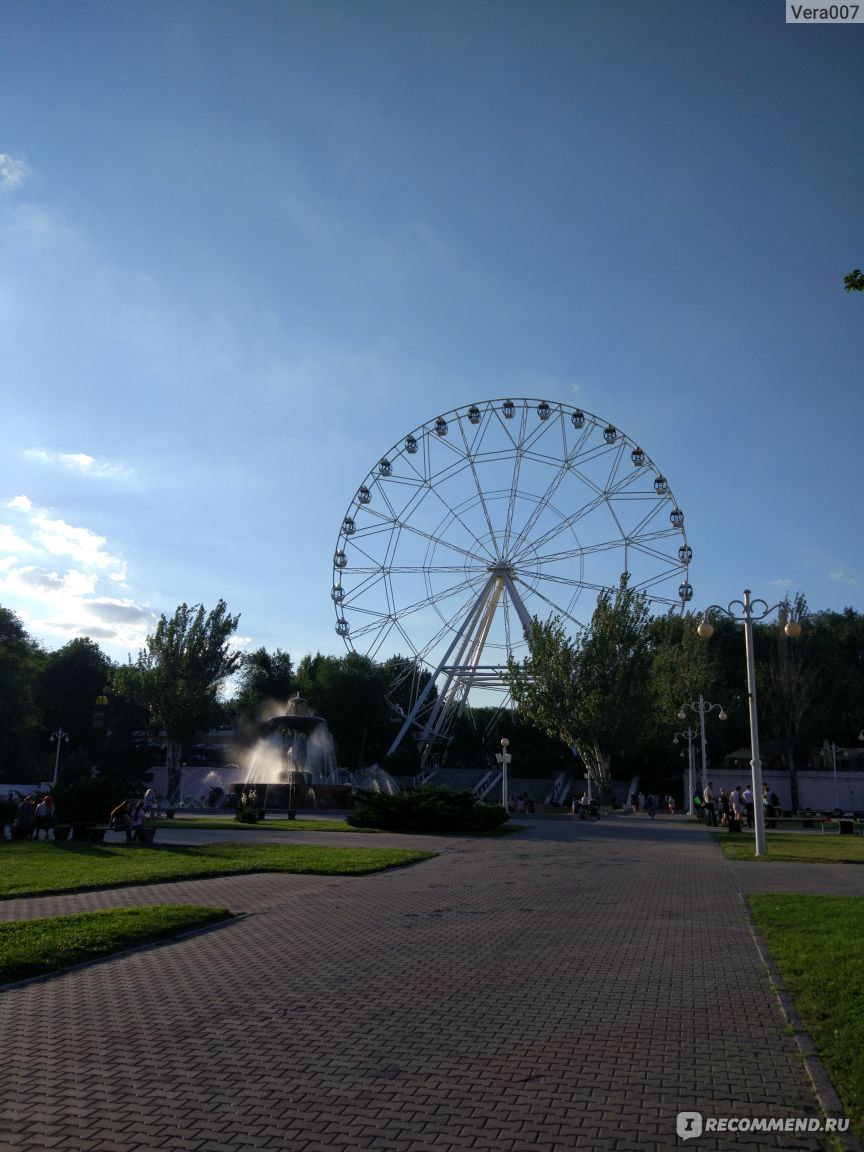 Koleso Obozreniya Odno Nebo Rostov Na Donu Samoe Bolshoe Na Yuge Rossii Koleso Obozreniya Zahvatyvaet Duh Ot Toj Krasoty Kotoruyu Vy Uvidite Prokativshis Na Kolese Foto Otzyvy Pokupatelej