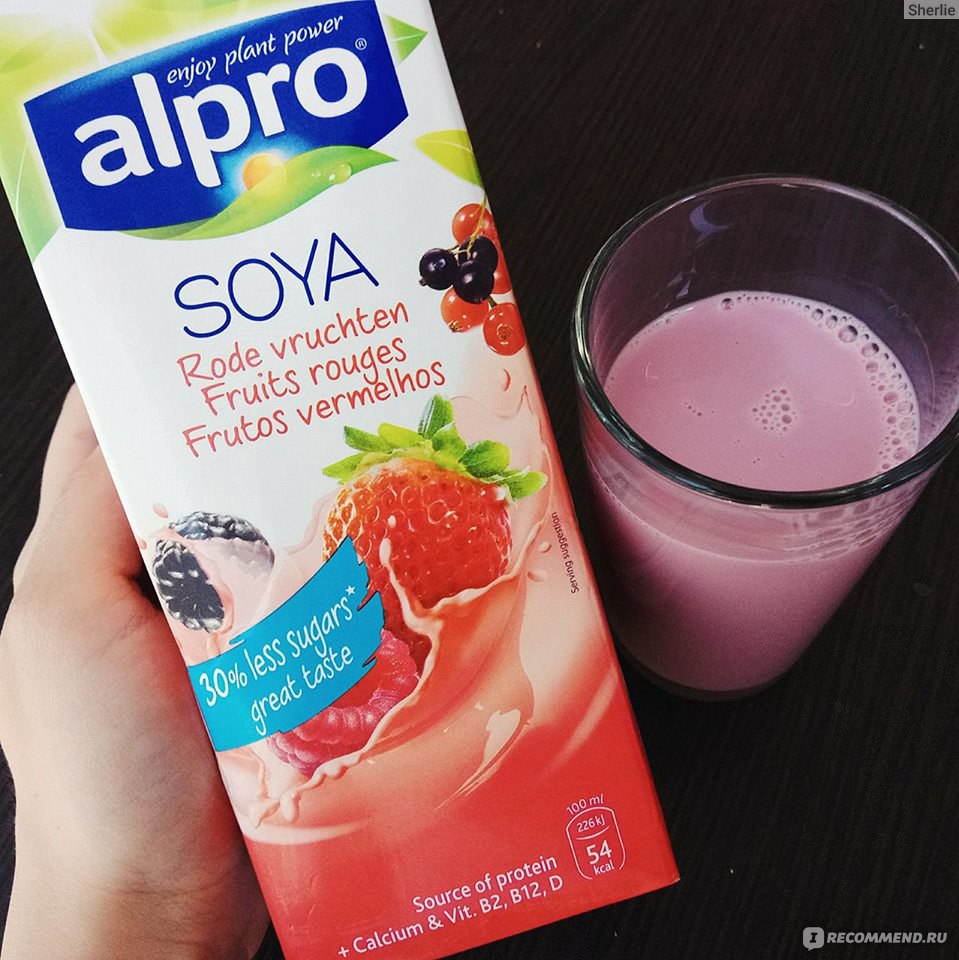 Соевые продукты Alpro Drink Red Fruits молоко Лесные ягоды - «Новинка от  Aplro - соевое молоко со вкусом лесных ягод! Не удержалась от покупки. Это  очень, очень необычный вкус как для соевого