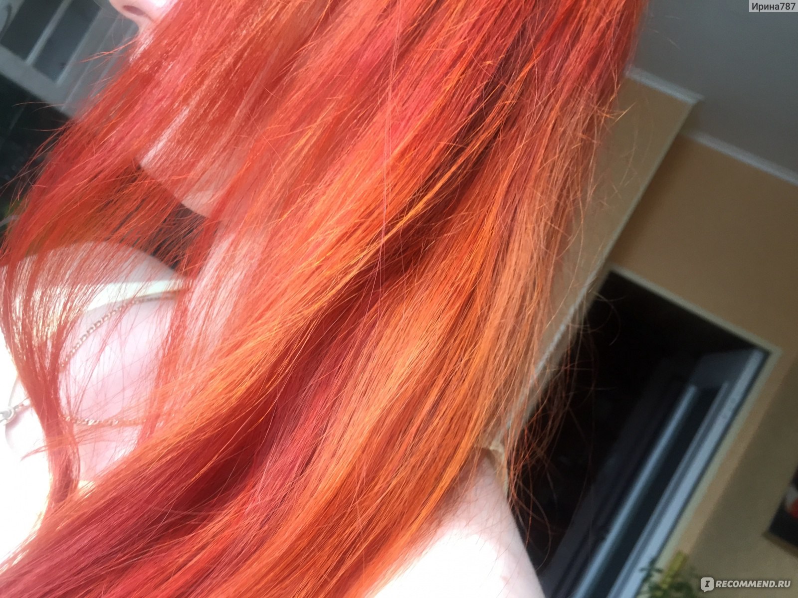Пепельный оттеночный бальзам на рыжие волосы