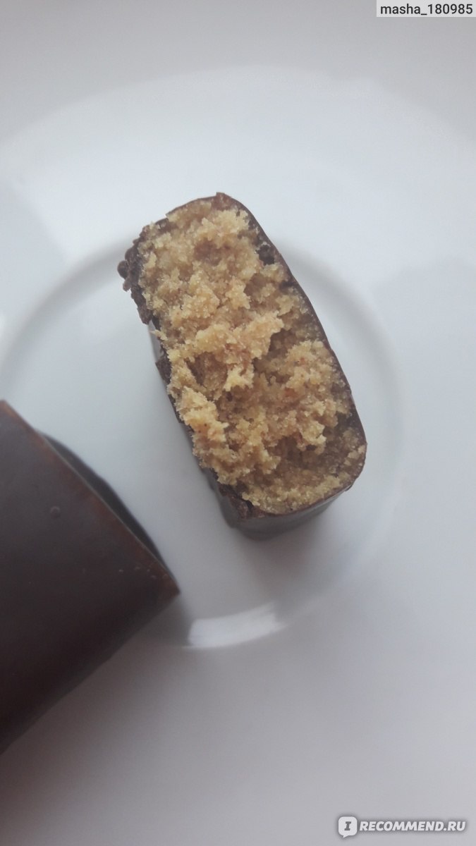 Протеиновый батончик Леовит Champ! Protein bar со вкусом банана - «Очень  вкусная шоколадка))) С витаминами! Рекомендую только сладкоежкам! Всего 7,5  г белка и при этом 23 г углеводов!» | отзывы