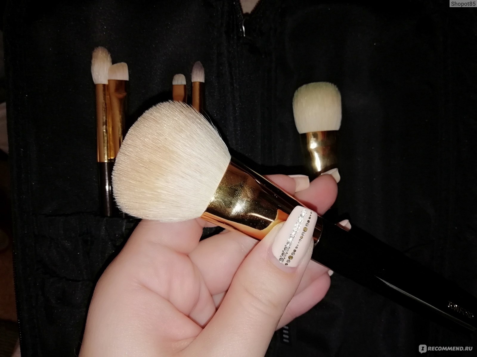 Кисть для румян Tom Ford CHEEK BRUSH 06 - «Кисть для румян за 6530р. Моя  коллекция кистей от Tom Ford» | отзывы