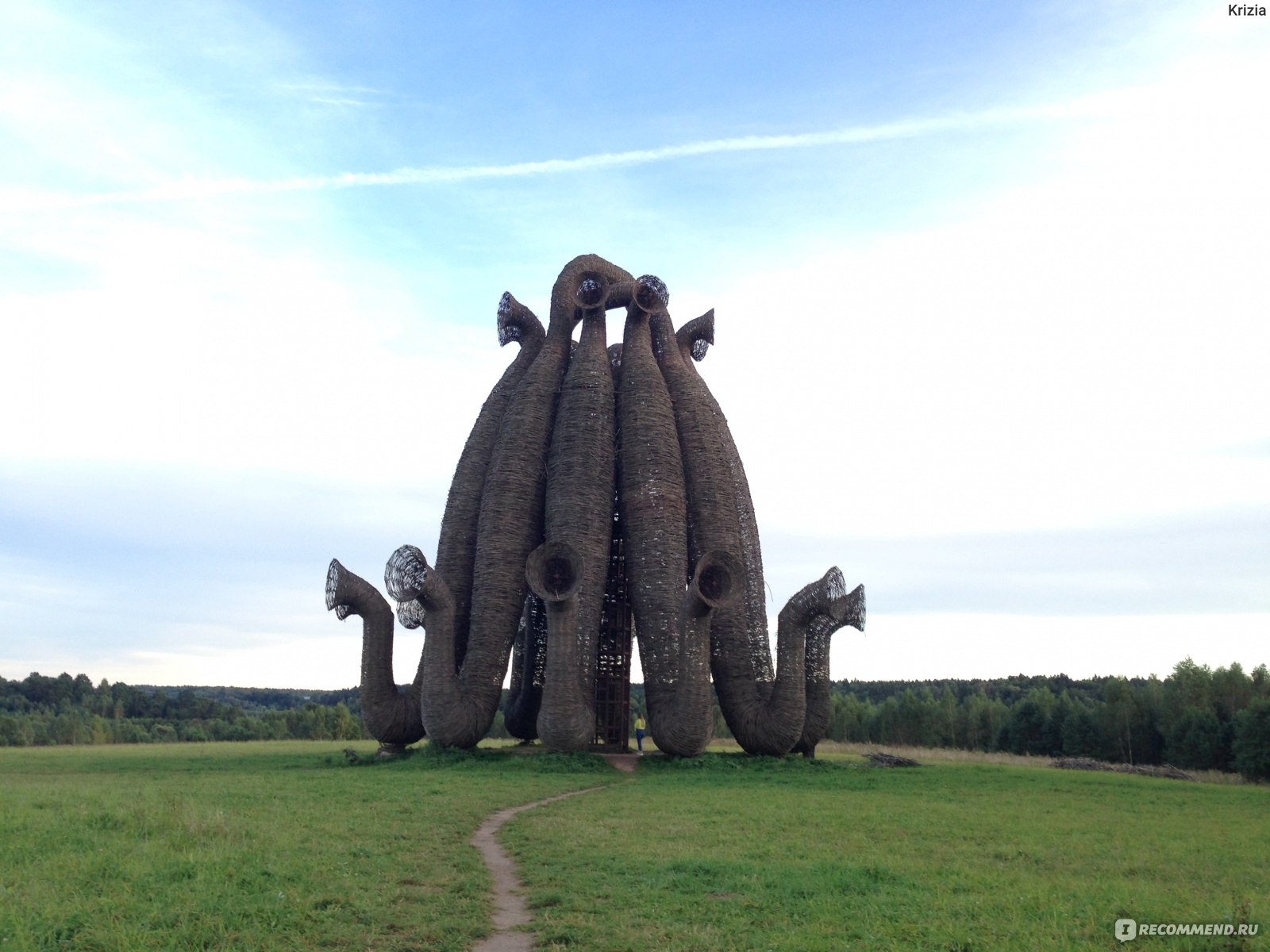 Скульптуры, которые ослепят ваше воображение: обнаружьте их в парке Калужской области