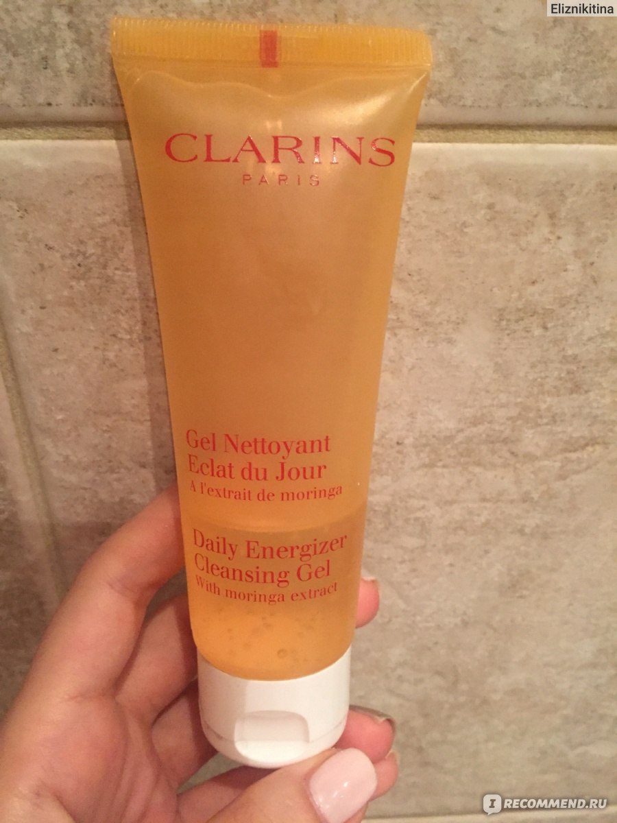 Clarins гель для душа. Умывалка от кларинс. Clarins гель для умывания. Гель для умывания кларанс для жирной кожи. Кларанс умывалка для сухой кожи.