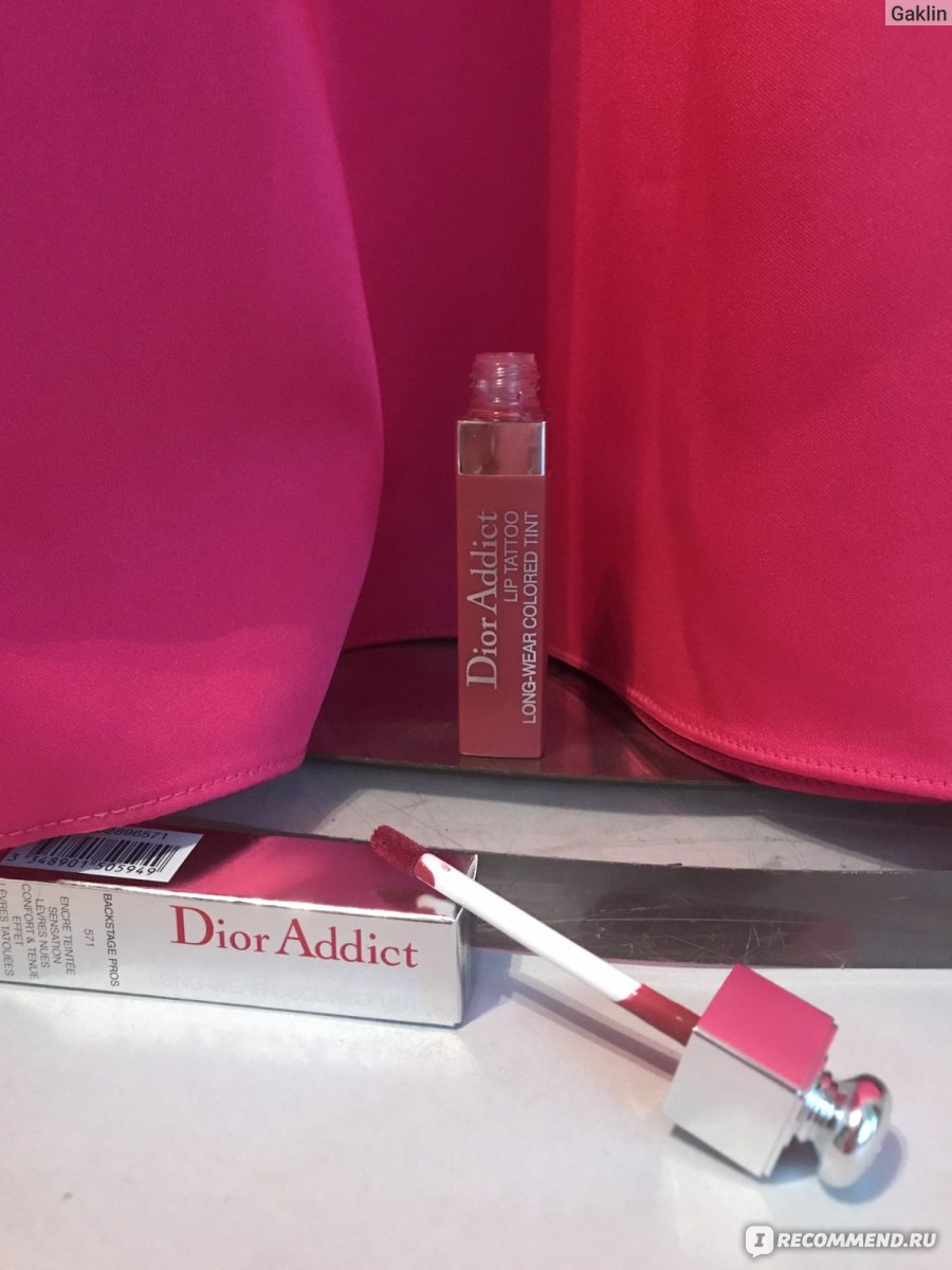 Губная помада Dior Dior Addict Lip Tattoo natural peach tint Standart Satin