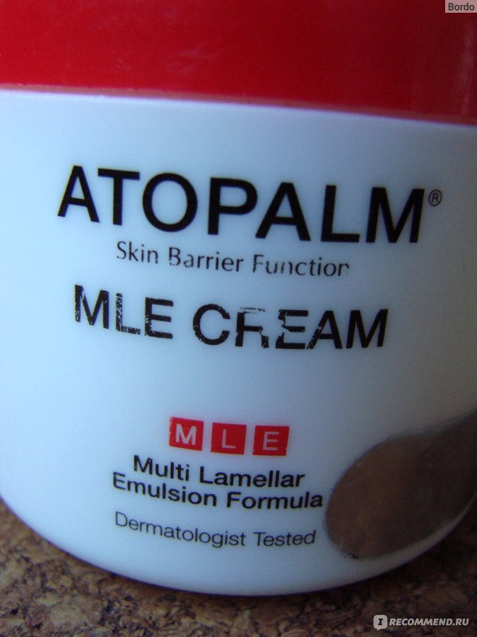 Mle эмульсия atopalm. Atopalm крем. Крем барьер Atopalm mle Cream. Крем увлажняющий ламеллярный Atopalm mle Cream.