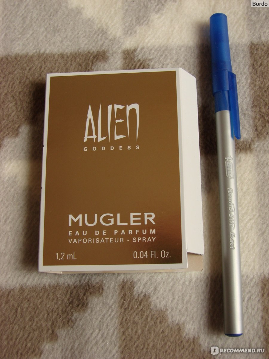 Парфюмерная вода Mugler Alien Goddess: запечатанная открытка с пробником 