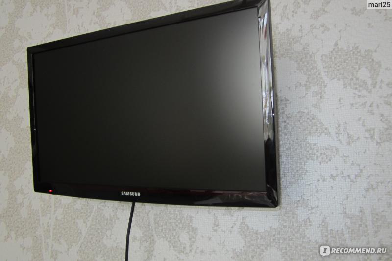 Купить телевизор 80 см. Samsung ue22es5000w. Телевизор самсунг 101 см диагональ. Телевизор самсунг ue22es5000w. Samsung led TV ue40d5000.
