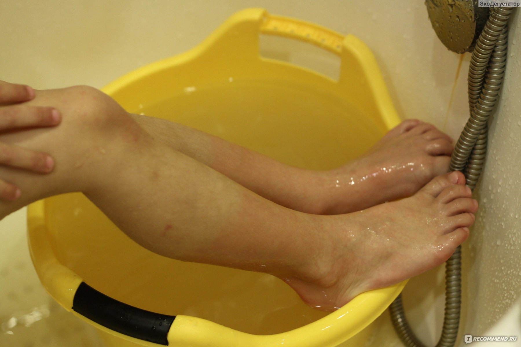 Ванночки с горчицей. Горчичные ванночки. Горчичные ножные ванны для детей. Горчичная ванна для ног. Что такое горчичные процедуры.