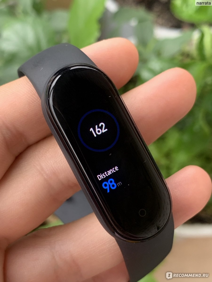 Фитнес-браслет Xiaomi Mi Band 5 - «Подробный отзыв от владелицы Mi band 3 и  Apple Watch 5. Моя летняя обновочка! Стоит ли покупать Mi Band 5? Сравнение  с mi band 4!» | отзывы