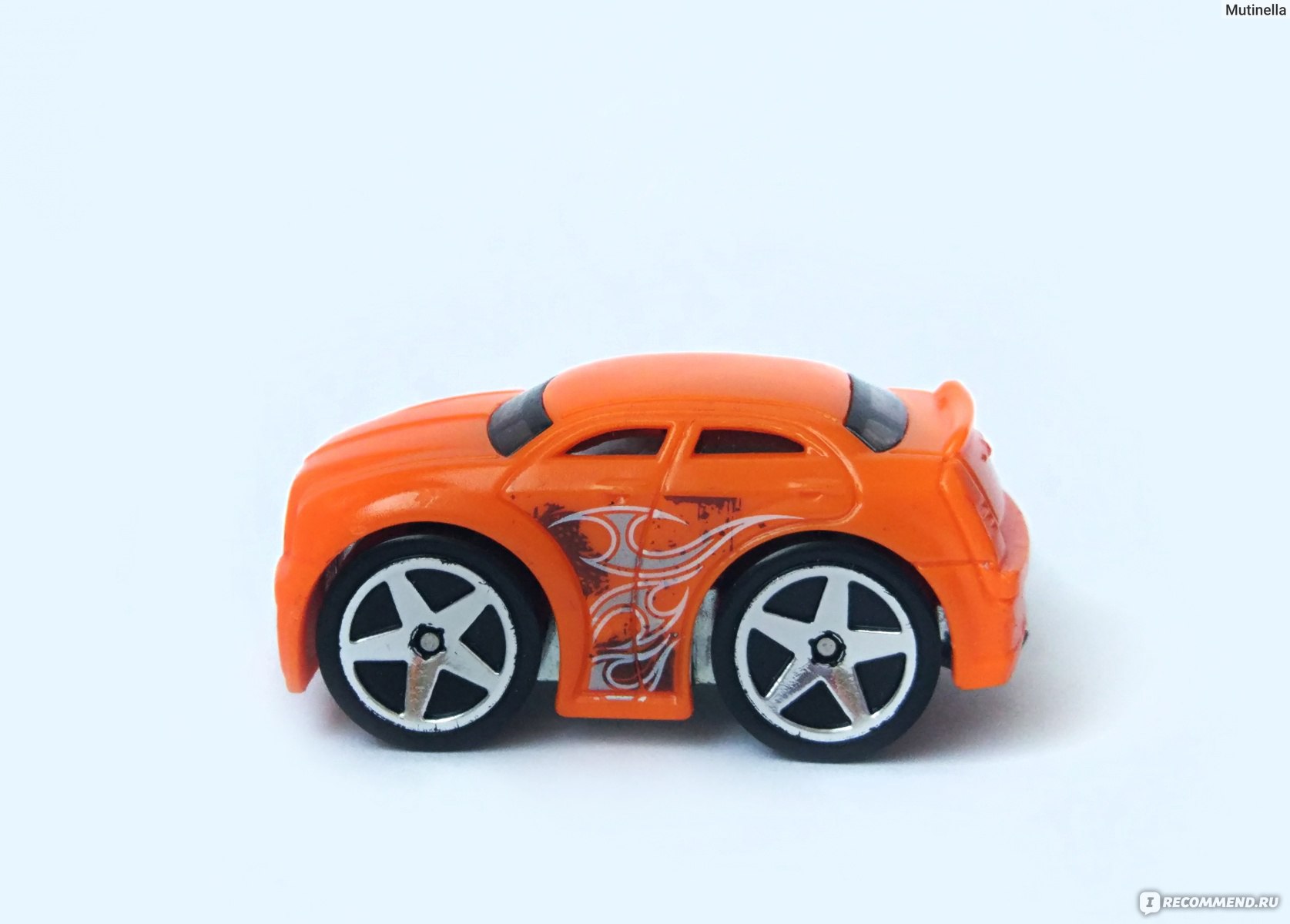 Hot Wheels Меняющая цвет машинка 