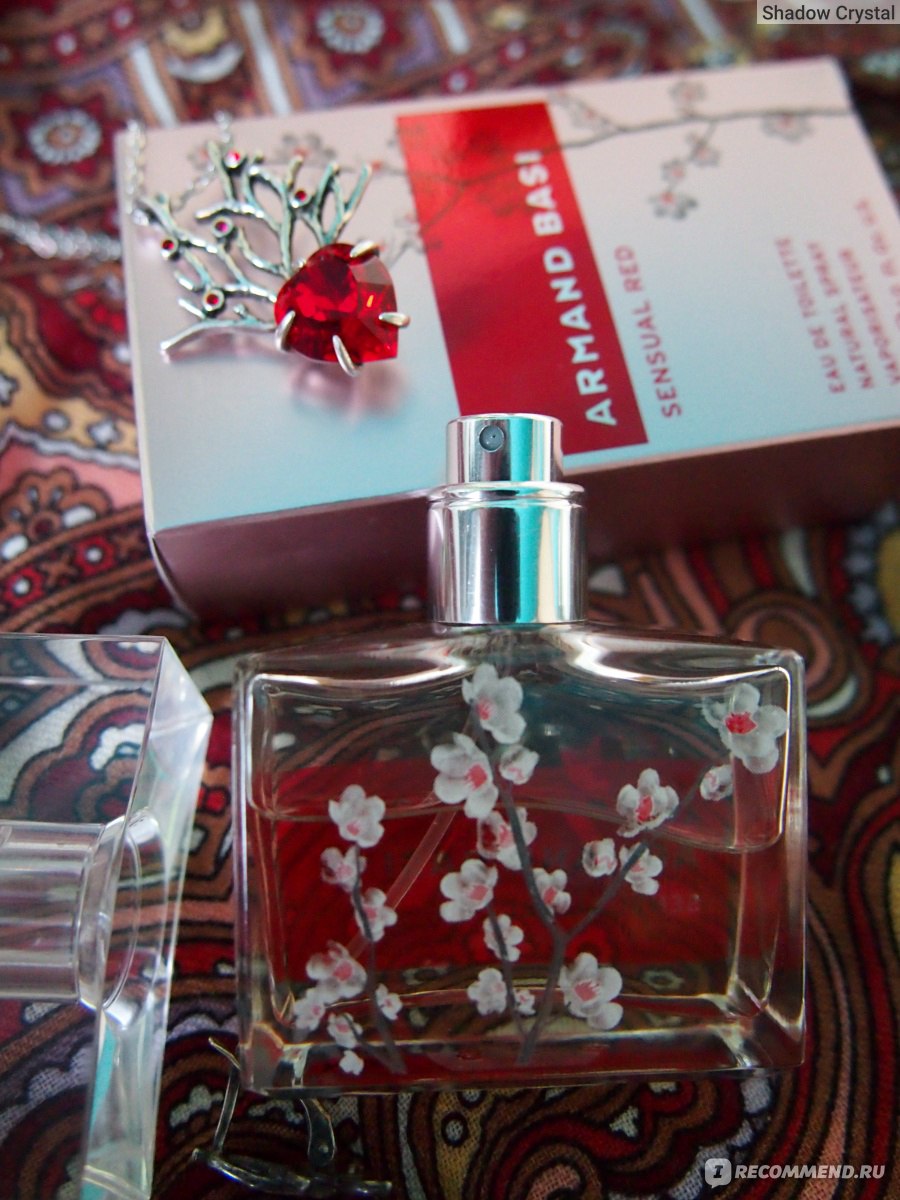 Sensual red. Armand basi sensual Red. Armand basi sensual Red 100 ml. Armand basi sensual Red сняли с производства.