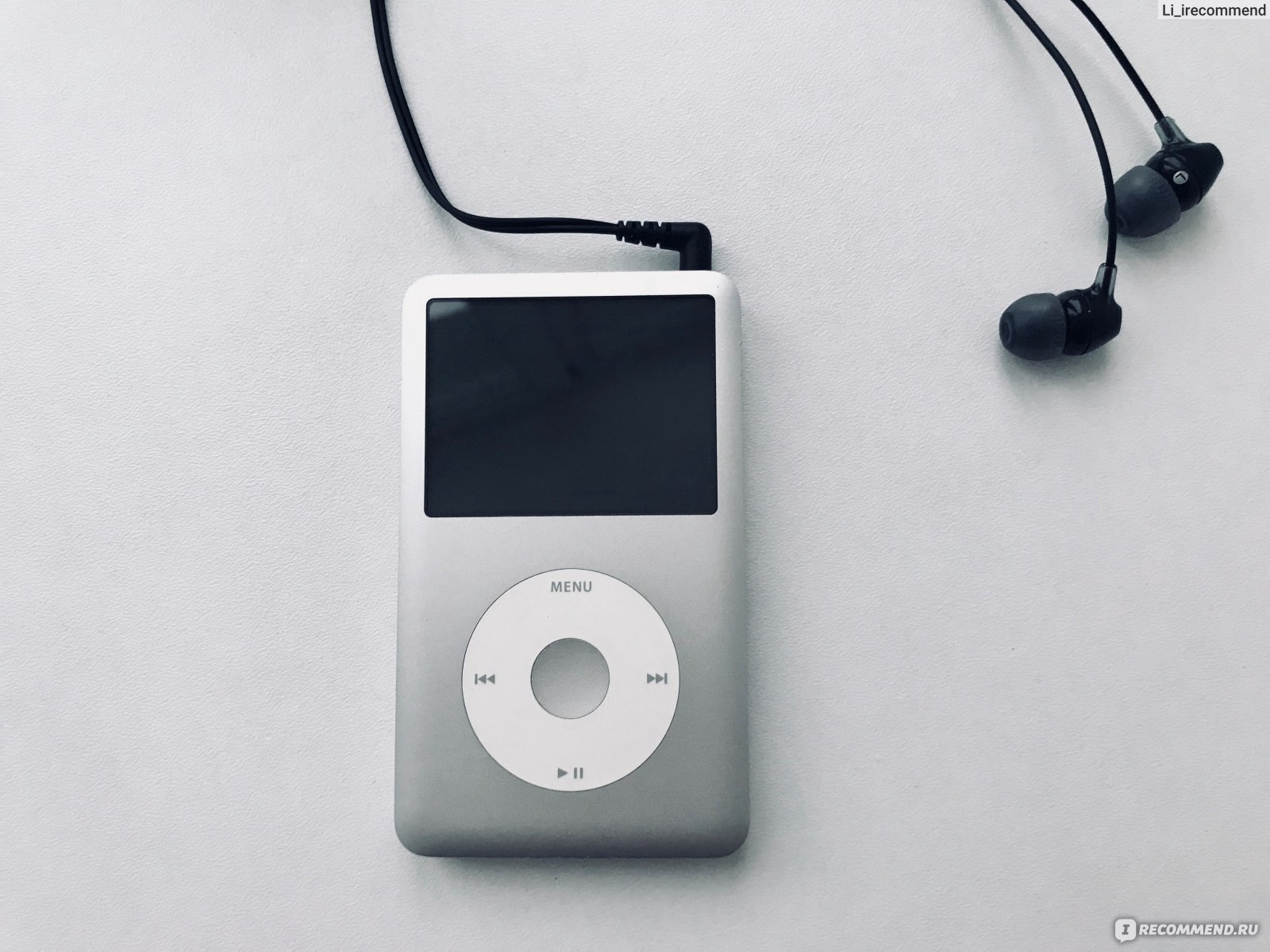 MP3-плеер Apple iPod Classic - «ВЕЧНАЯ КЛАССИКА: 10 лет моему айподу,  миллионы прослушиваний музыки, 160 GB удовольствия #foreverlove?» | отзывы