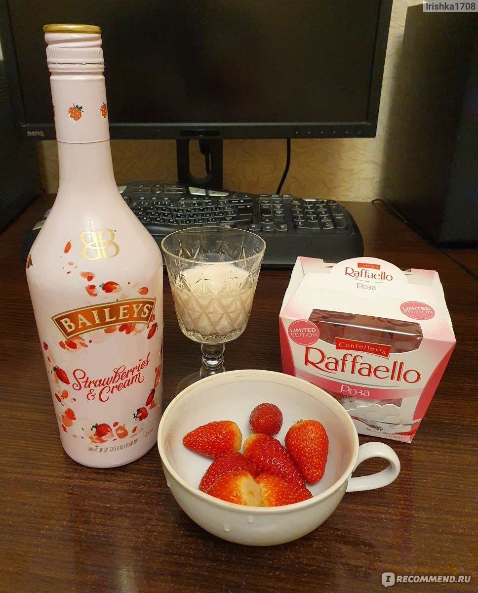 Ликер Baileys Strawberries Cream