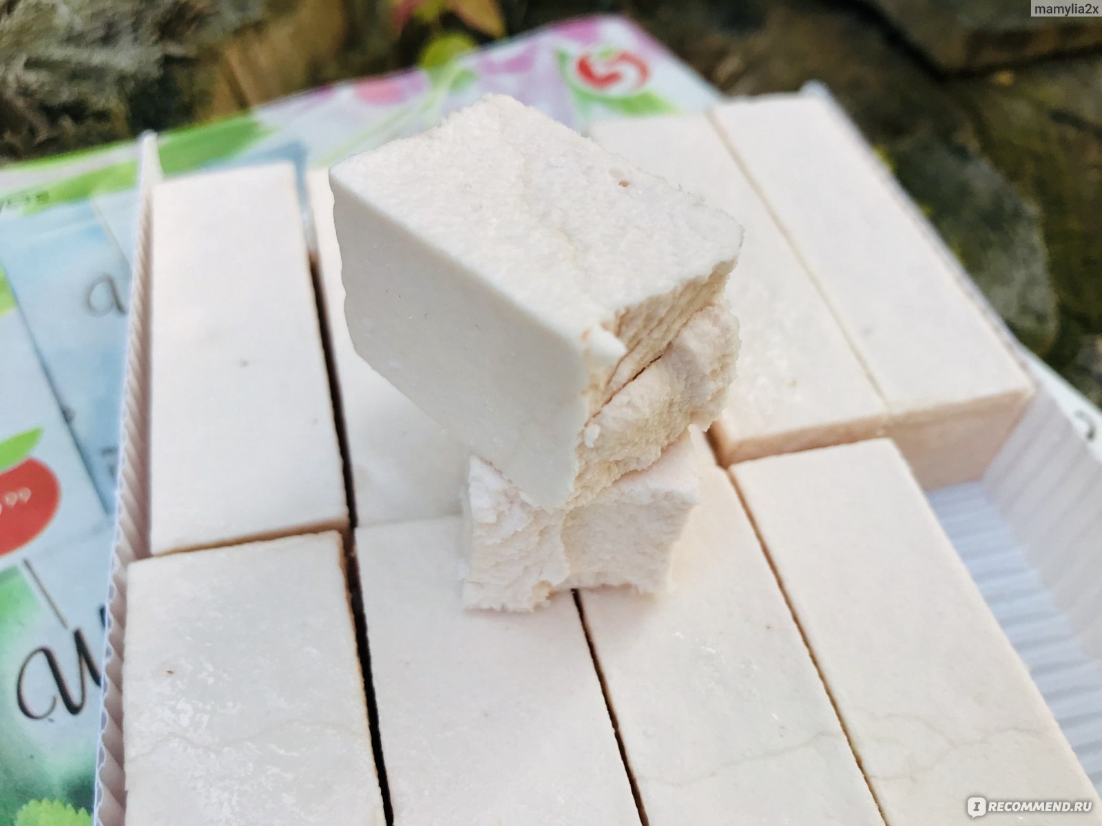 Из чего делают пастилу белую. Пастила в белой упаковке. Пастила Шарлиз производитель. Пастила в белой упаковке в магните