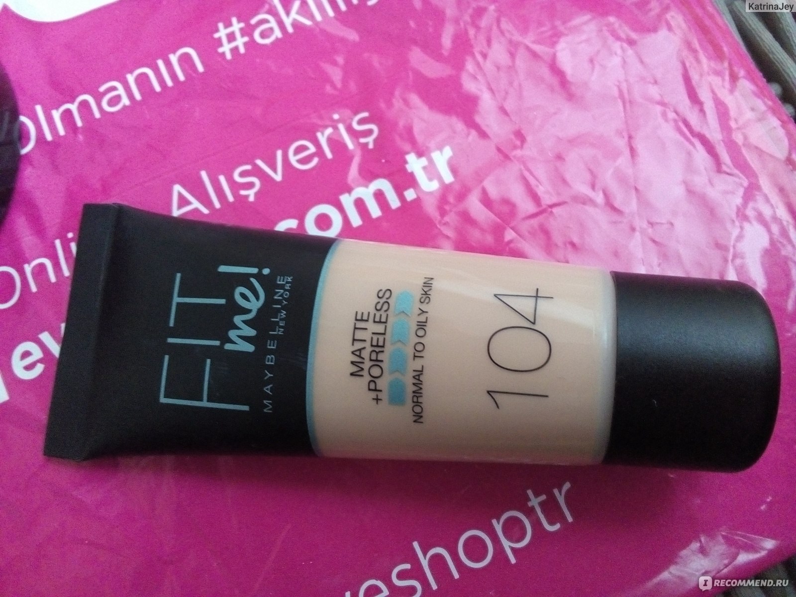 Тональный крем MAYBELLINE Fit me! Matte+poreless normal to oily skin -  «Тональный крем Fit me, номер 104 soft ivory.» | отзывы