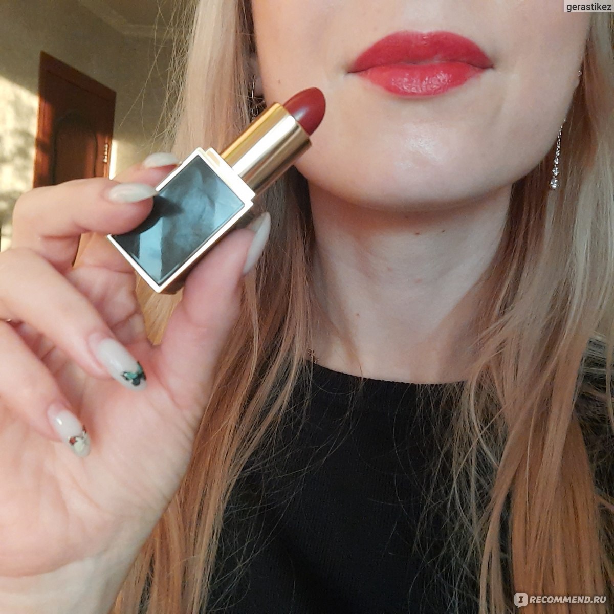 tom ford 16 scarlet rouge