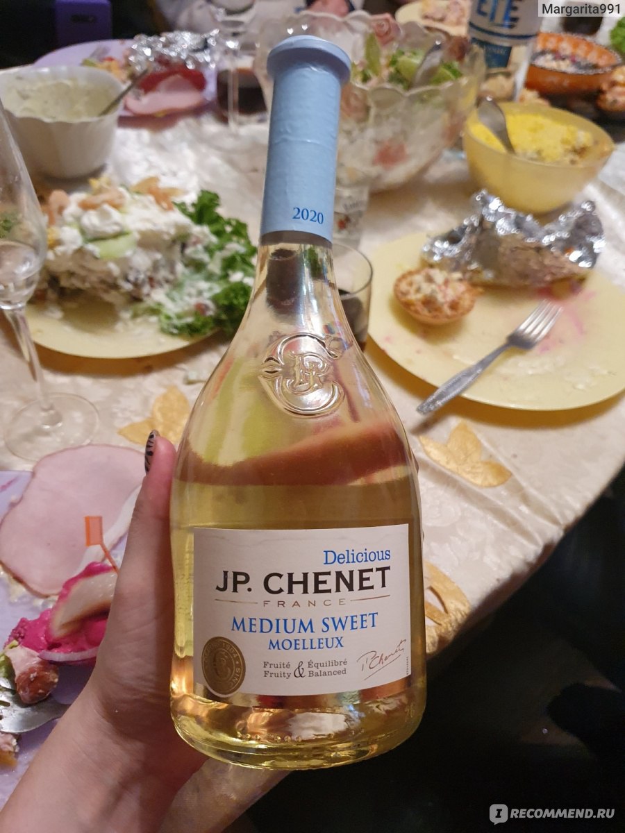 Medium sweet вино. J P CHENET белое полусладкое. Вино jp CHENET Medium Sweet белое. Вино jp CHENET Medium Sweet moelleux.