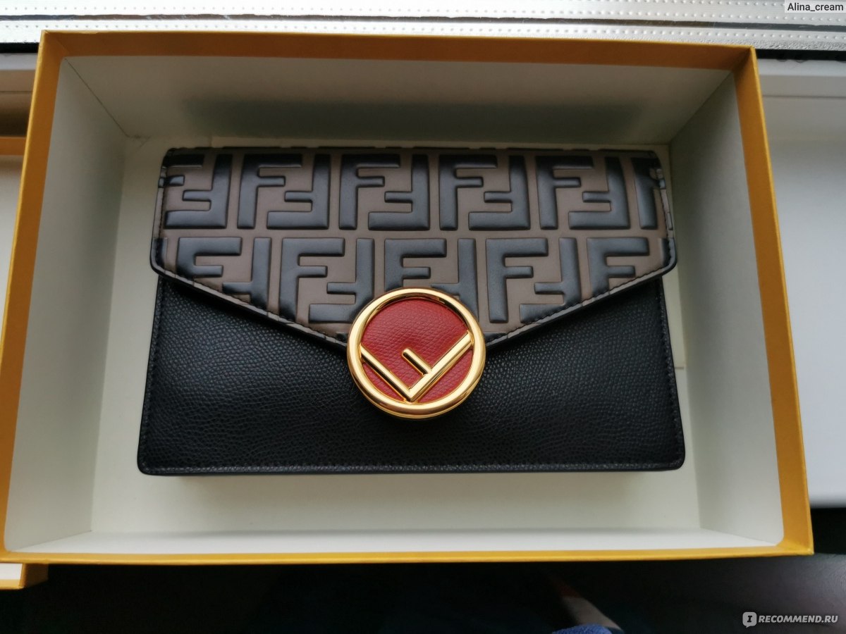 Сумка Fendi Wallet on chain - «Моя Фенди 😍 Сейчас одна из любимых в  коллекции. Отзыв спустя 2 года после покупки » | отзывы