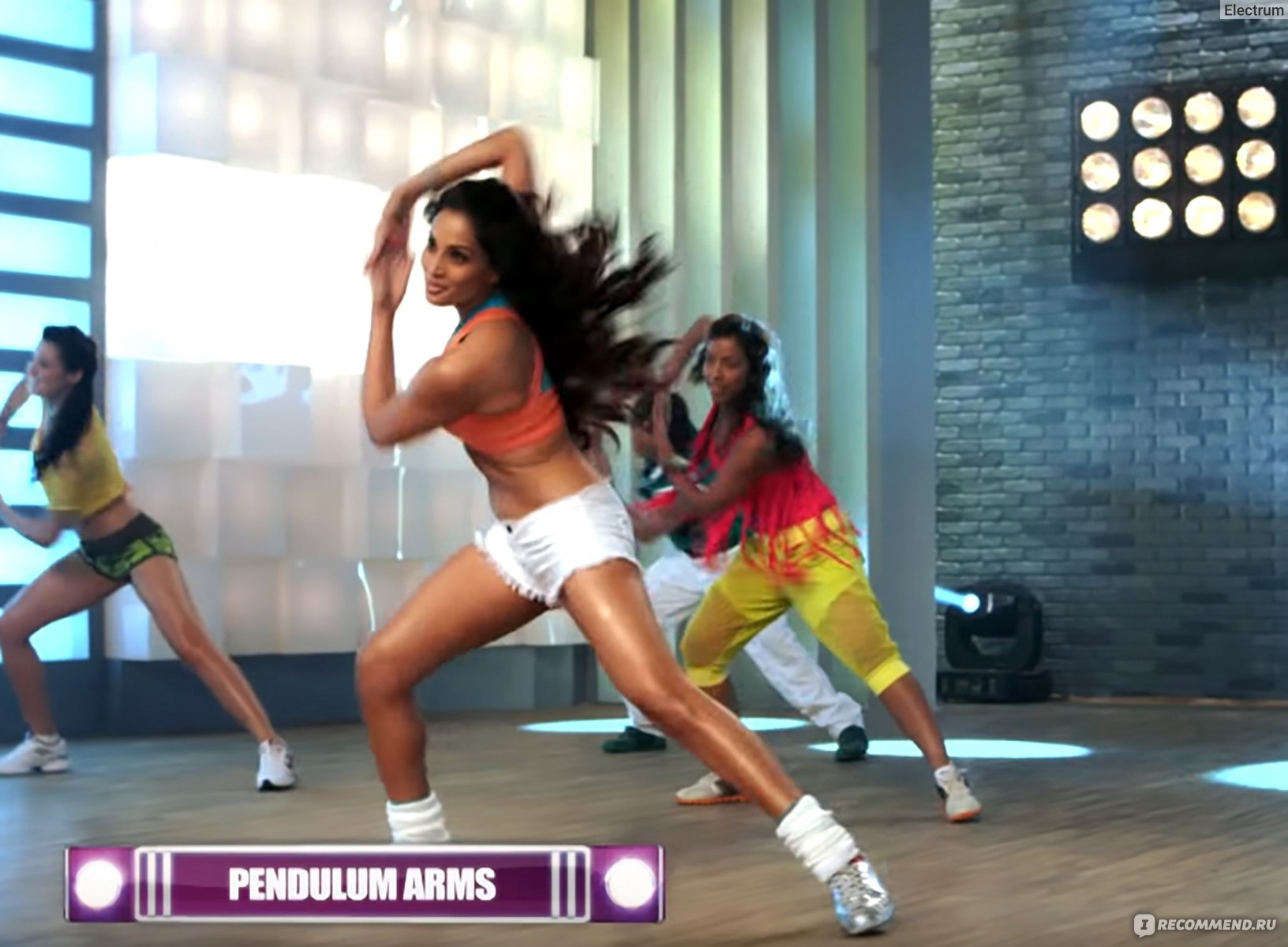 Фитнес-программа 30 Mins Aerobic Dance Workout – Bipasha Basu Break free  Full Routine - «Танцевальная тренировка, у которой 48 миллионов просмотров!  Путь к красивой фигуре и грации с удовольствием и улыбкой. Для