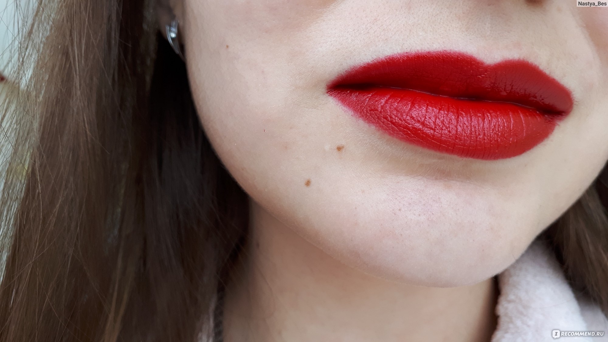 Stellary long lasting Lipstick 103 Russian Red