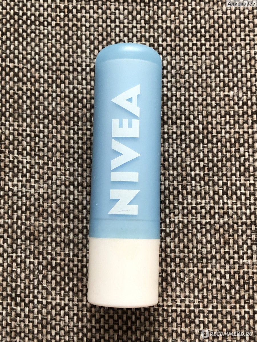 Гигиеническая помада nivea