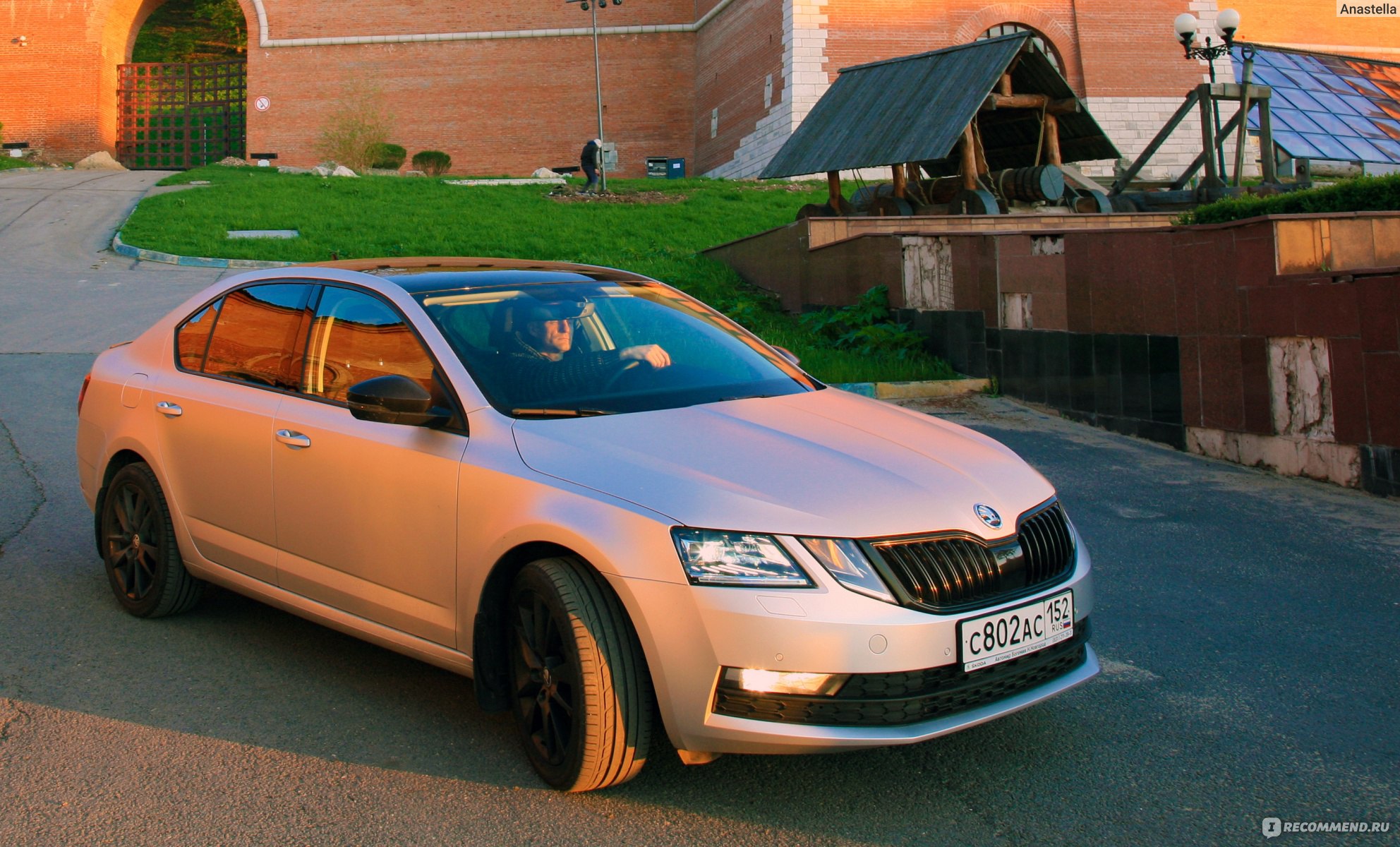 Skoda Rapid и Octavia теперь доступны в исполнении Black Edition