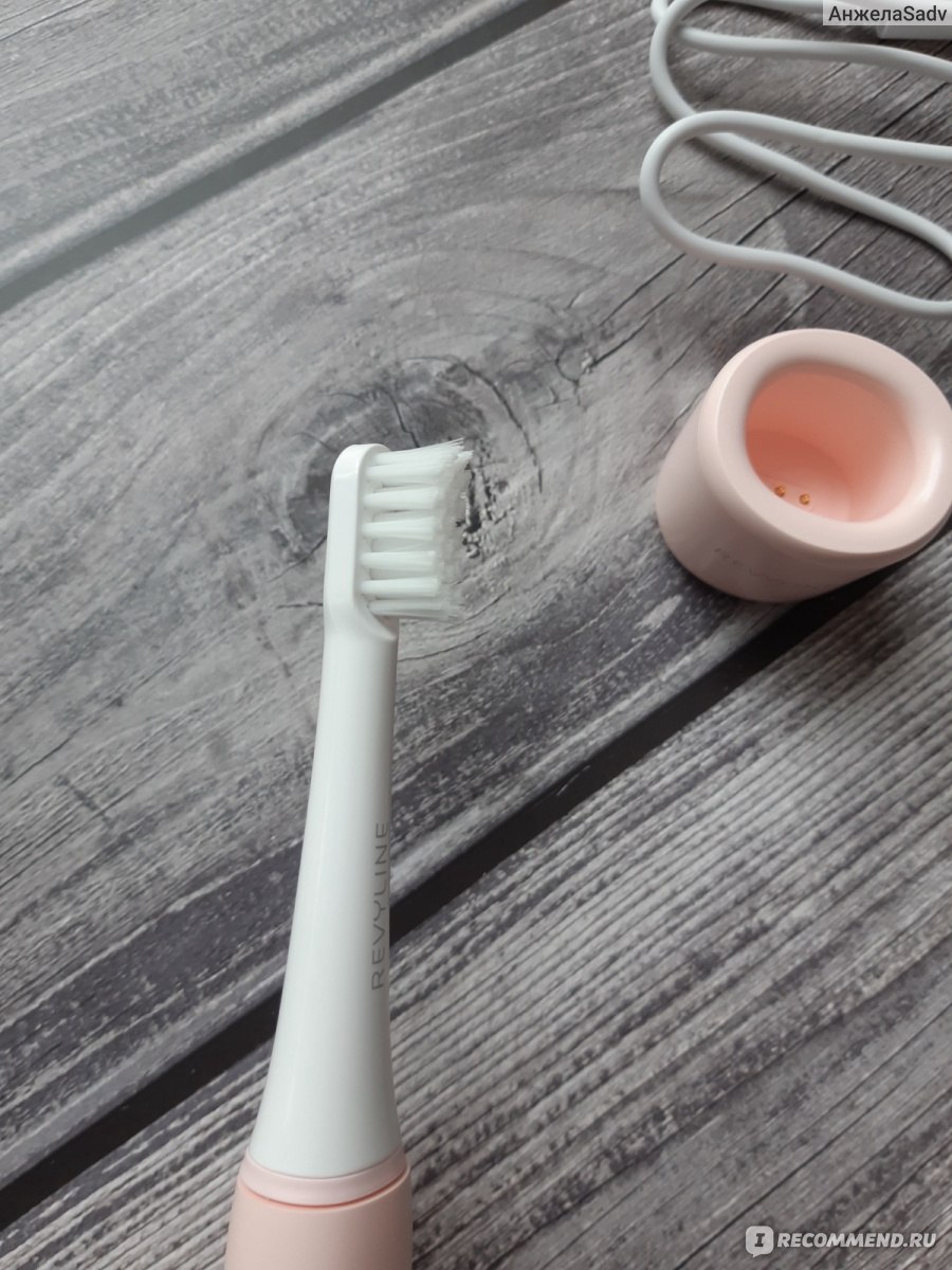 Электрическая зубная щетка включается сама ультразвуковое отбеливание зубов вредно ли