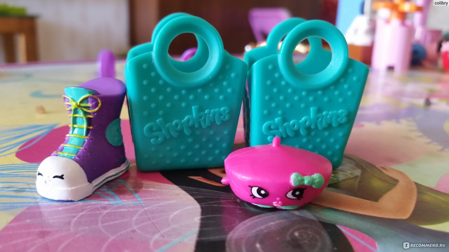 Moose Игровой набор с куклой Shopkins Путешествие в Азию Кэрол