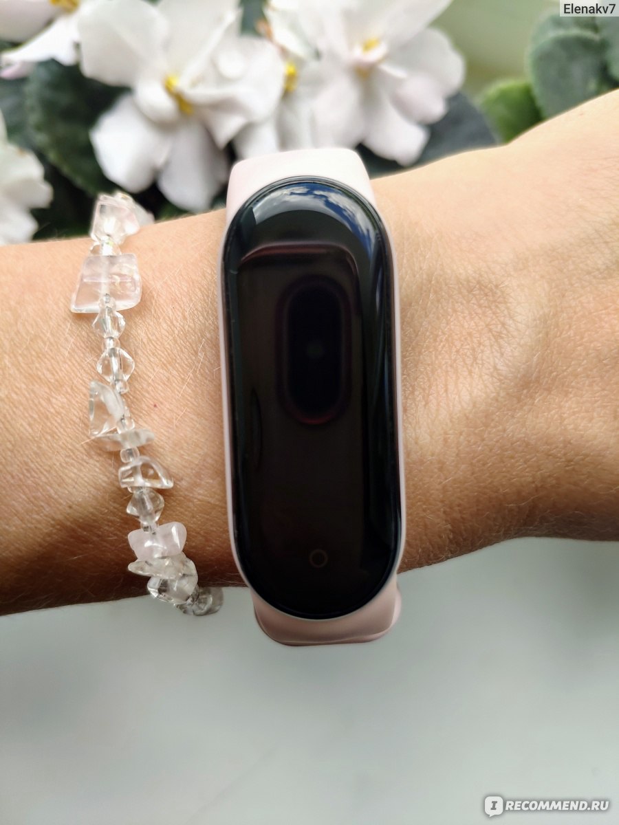 Фитнес-браслет Xiaomi Mi Band 5 - «Нужен ли браслет Mi band 5 не  спортсмену? » | отзывы