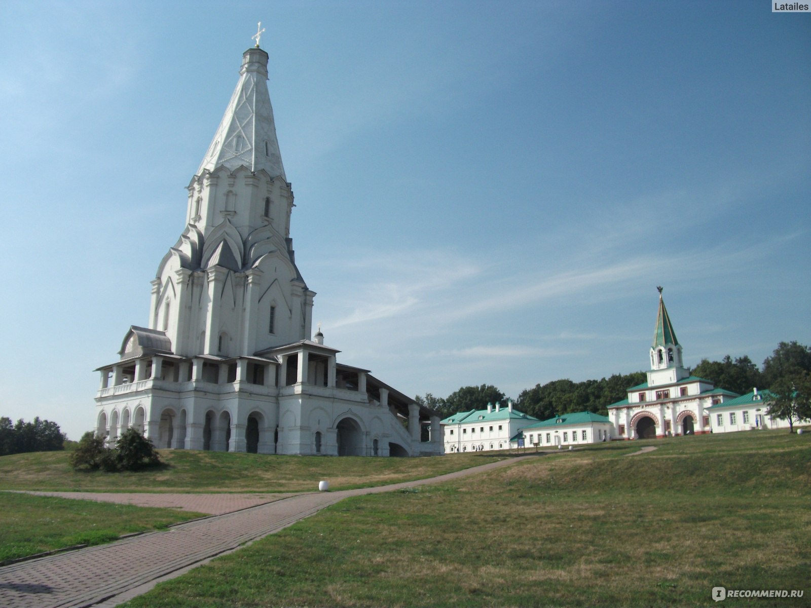 храм в парке коломенское