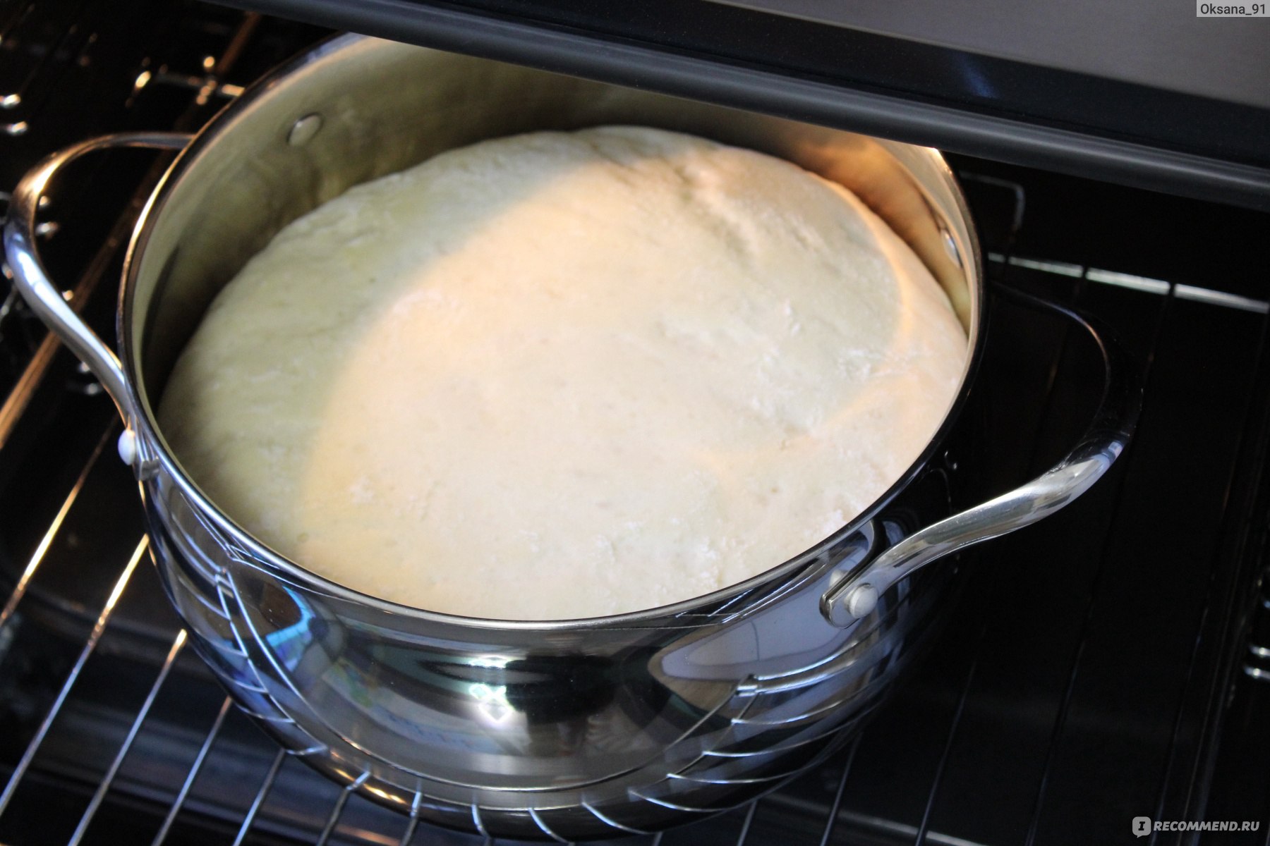 Можно ставить кастрюлю в духовку. Как поставить тесто в духовке для подъема. Как она готовится в духовке текст.