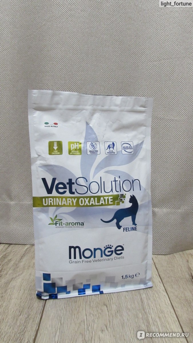 Корм для кошек Monge VetSolution Cat Urinary Oxalate - «Профилактика  оксалатных камней (МКБ) у котов. Анализы мочи до и после говорят за себя.»  | отзывы