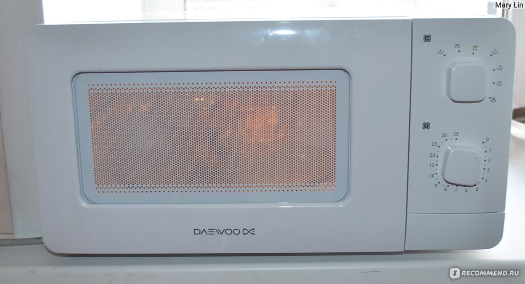 Свч 15. Daewoo Kor-5a07w. Микроволновая печь Daewoo Kor-5a07g. Микроволновая печь Daewoo kor867s. Микроволновая печь Kor-5a07g.