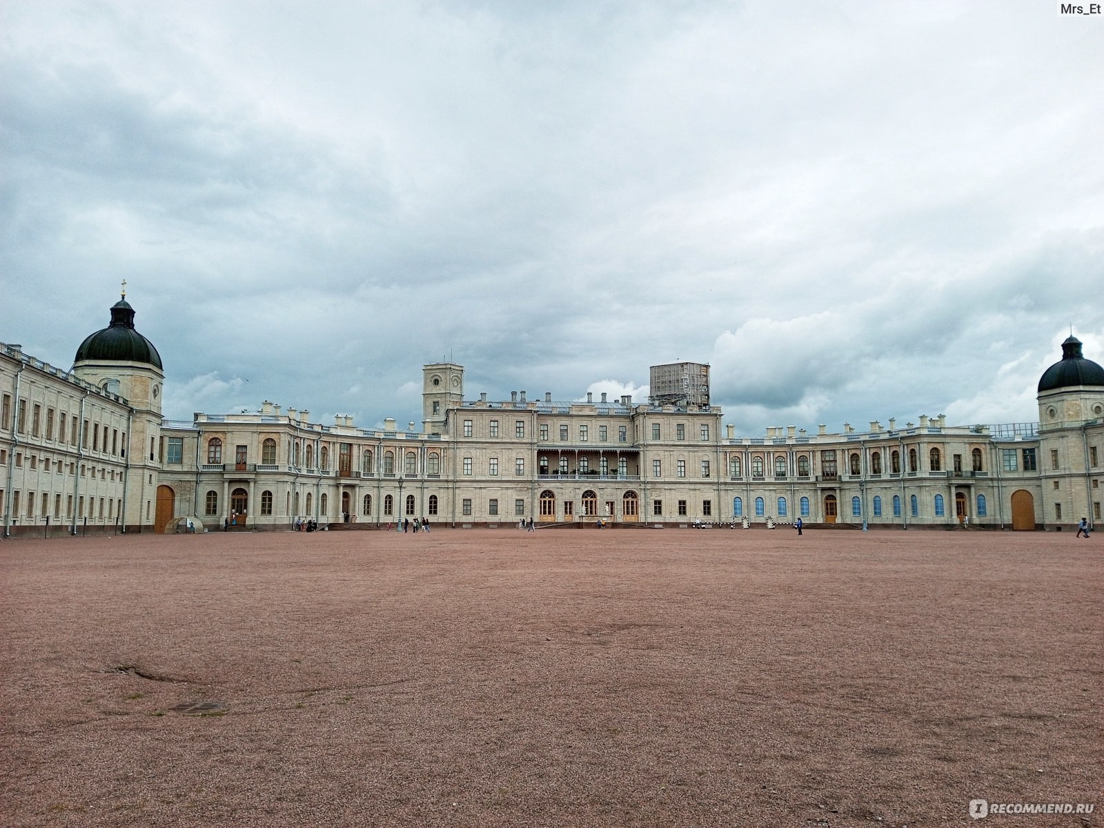 Анненский дворец в Ленинградской области
