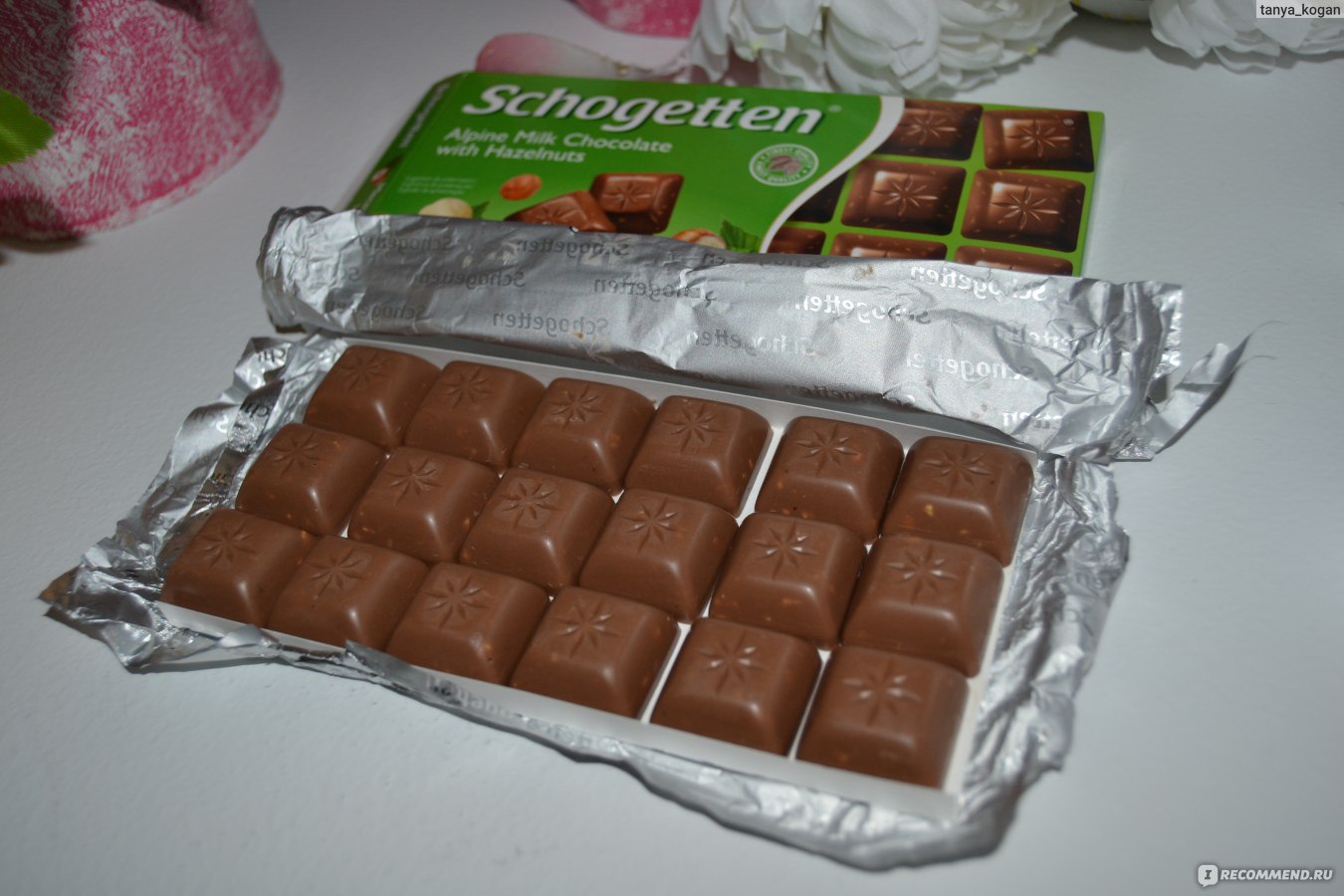 Schogetten Alpine Milk Chocolate with Hazelnuts