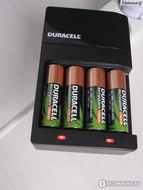 Зарядное устройство DURACELL CEF14 (для аккумуляторов АА/ААА) фото