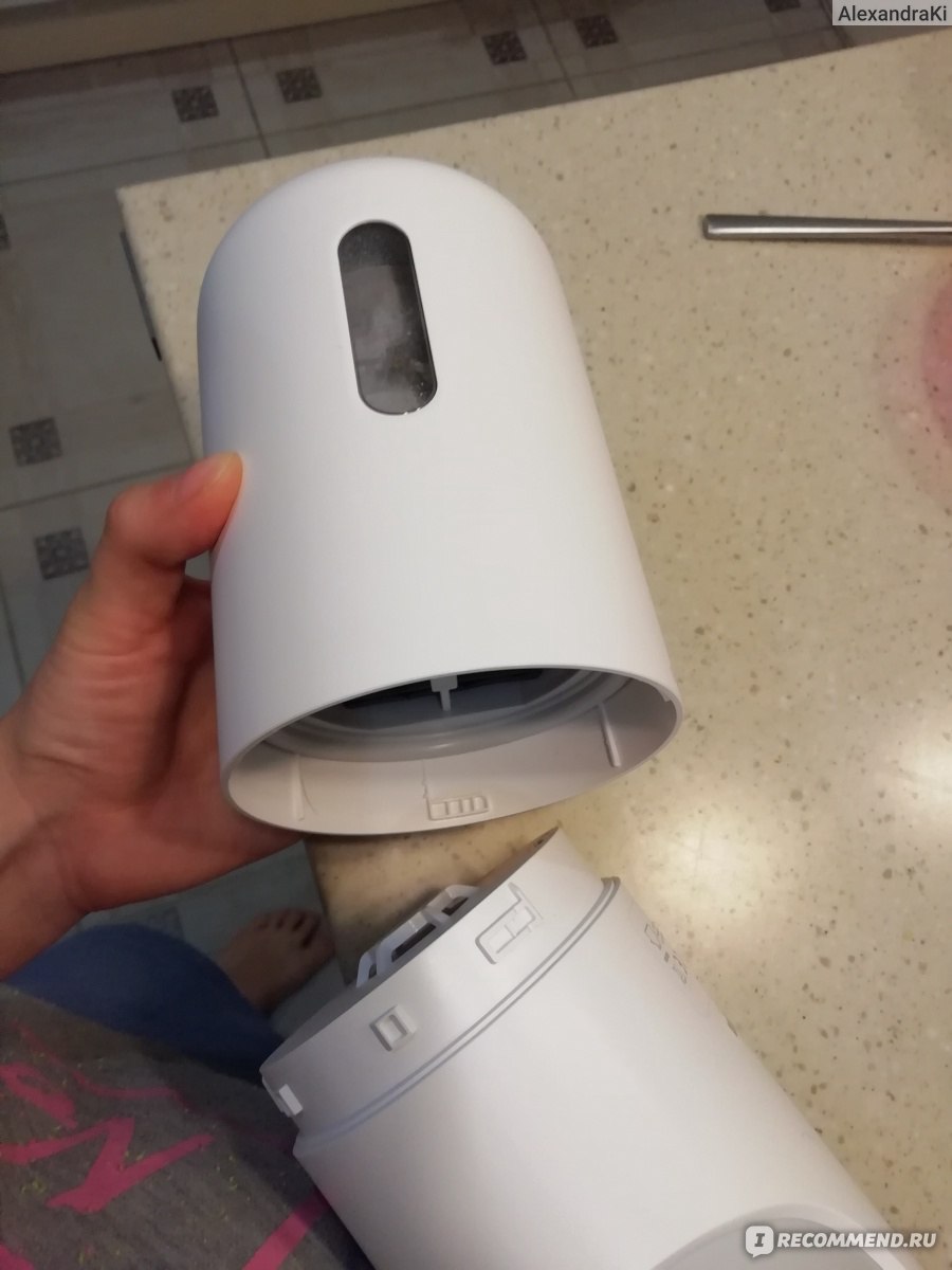 Вертикальный пылесос Xiaomi Mi Handheld Vacuum Cleaner  (MJWXCQ03DY/BHR4636GL) Light - «Красивый, но маломощный» | отзывы