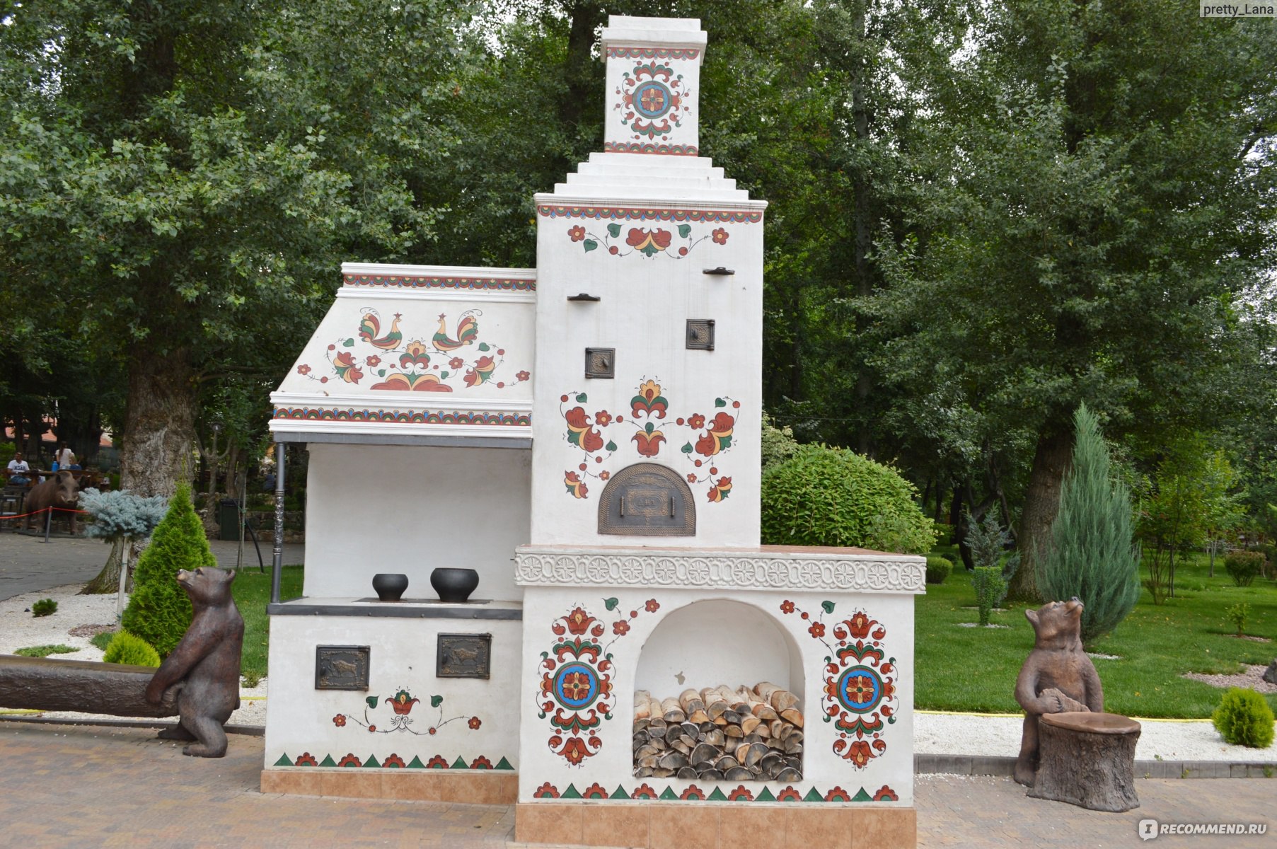 Храм в парке Лога в Каменске-Шахтинском