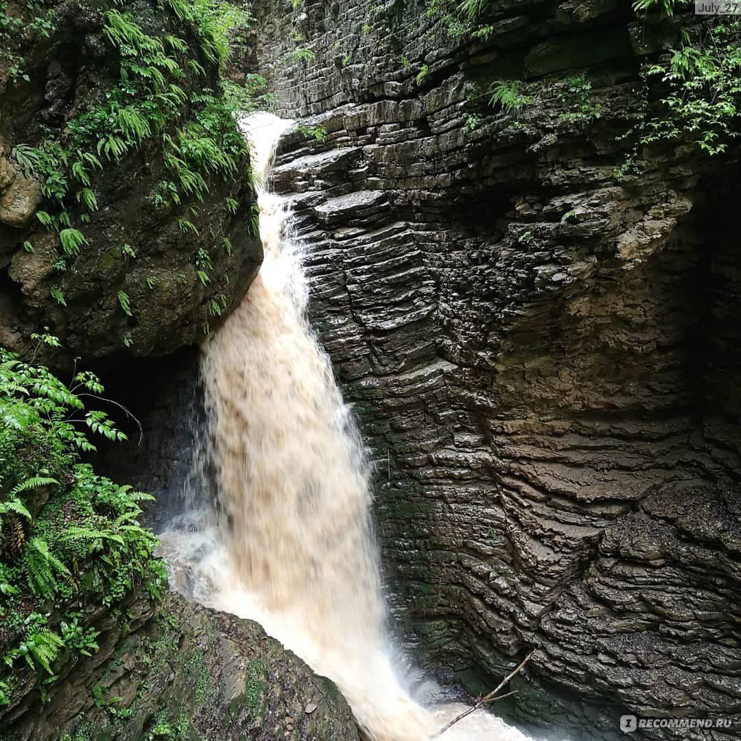 Водопад горбатый Руфабго