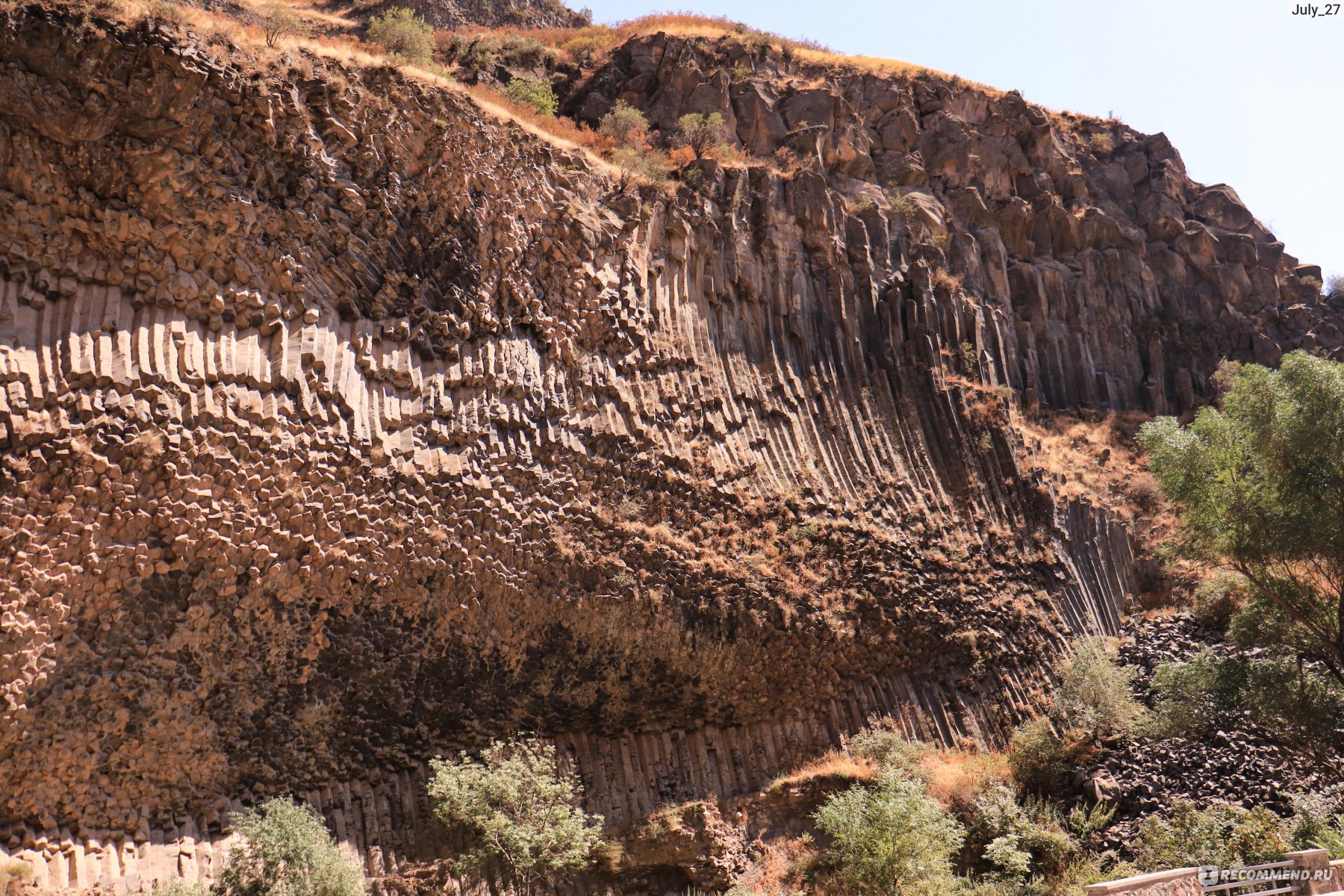армения скалы