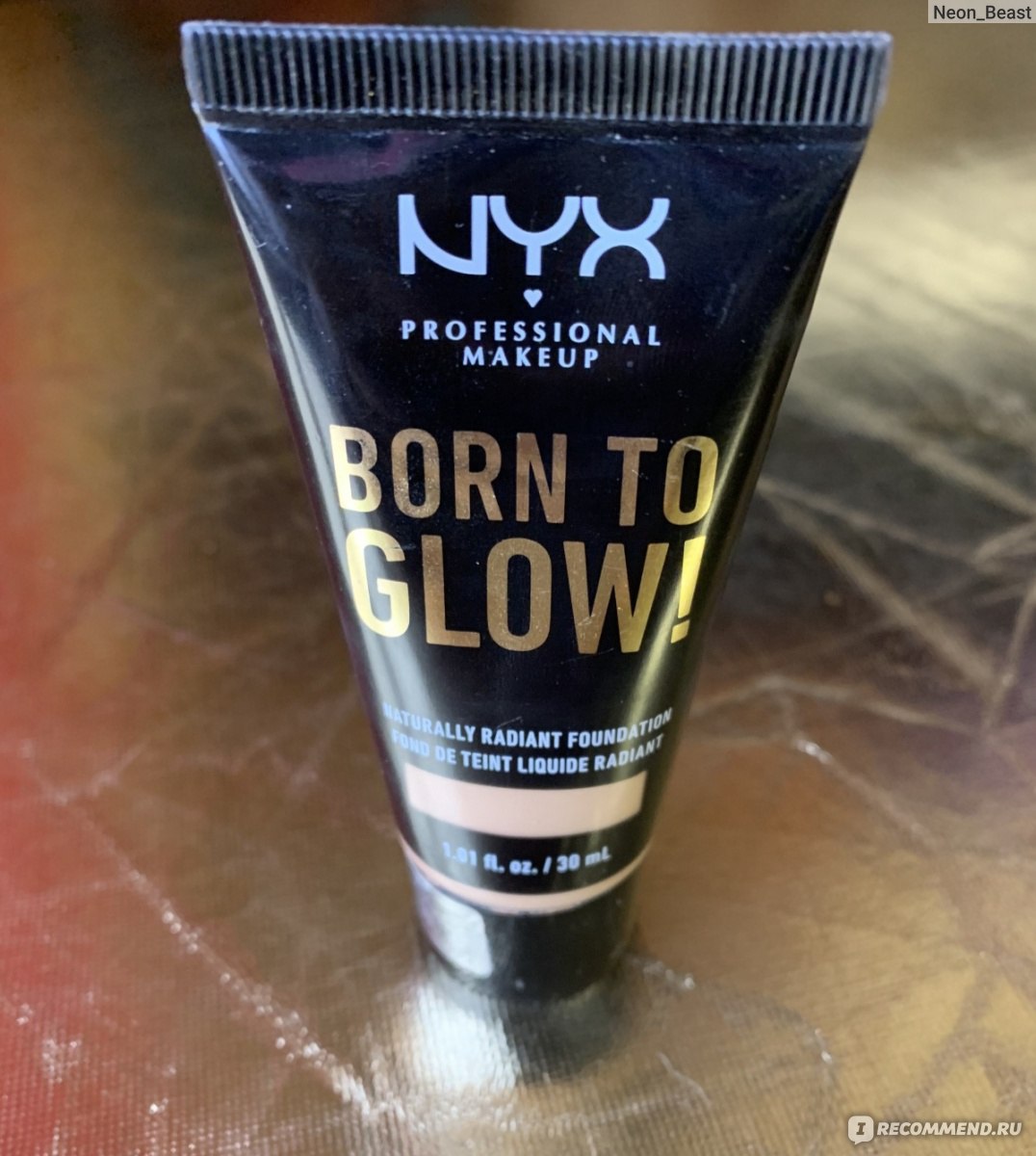 Тональная основа NYX Professional Makeup BORN TO GLOW Naturally Radiant  Foundation - «NYX Born to glow в оттенке Naturel, чего ожидать  обладателям сухой кожи?» | отзывы
