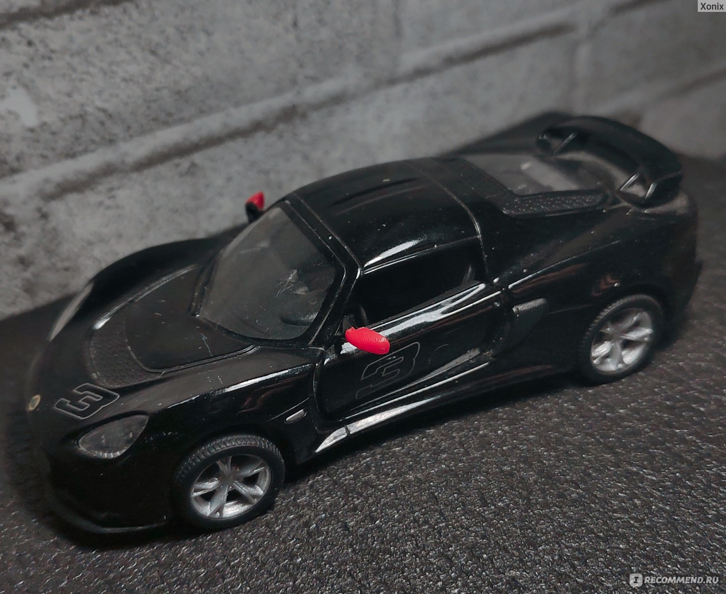 Kinsmart Машинка металлическая Лотус Эксиж 1:32 2012 Lotus Exige S 5361DKT  инерционная, цвет Черный - «🇬🇧 Британская гоночка 😎 Чёрный  стеклопластик, натянутый на стройный корсет + японистый двигатель - это  Lotus🏁» | отзывы