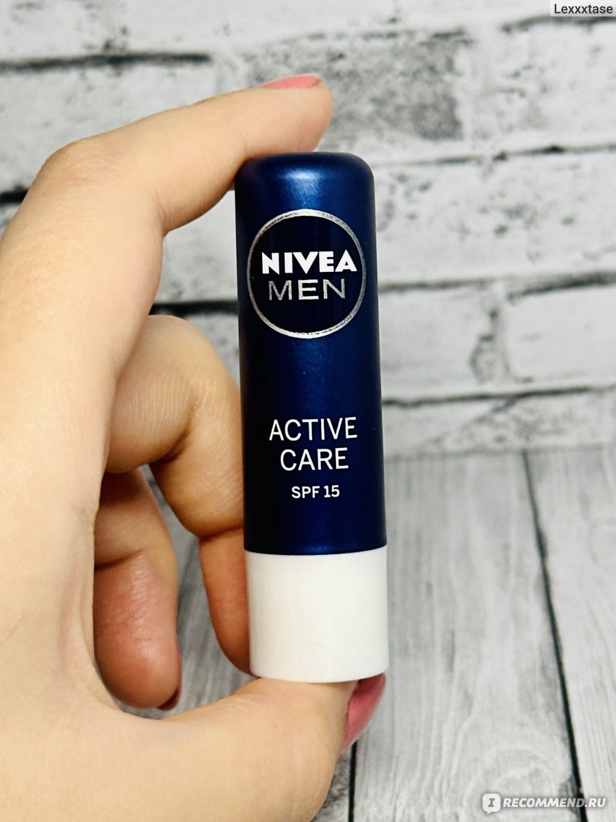 Бальзам для губ NIVEA MEN active care SPF15 - «💄 Слабенький бальзам для губ,  совсем не помощник в борьбе с шелушениями и сухостью.» | отзывы