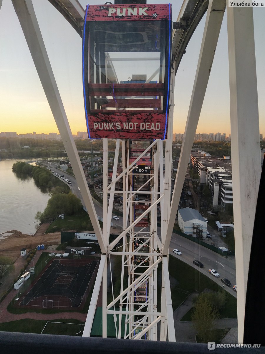 Колесо Обозрения в Крокус Сити, Мякинино, Москва