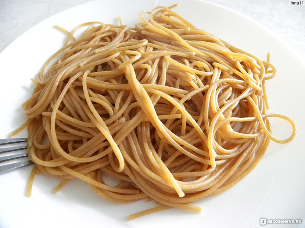 Лапша из твердой пшеницы. Цельнозерновые спагет. Спагетти из цельной пшеницы. Спагетти цельнозерновые. Цельнозерновая макароны.