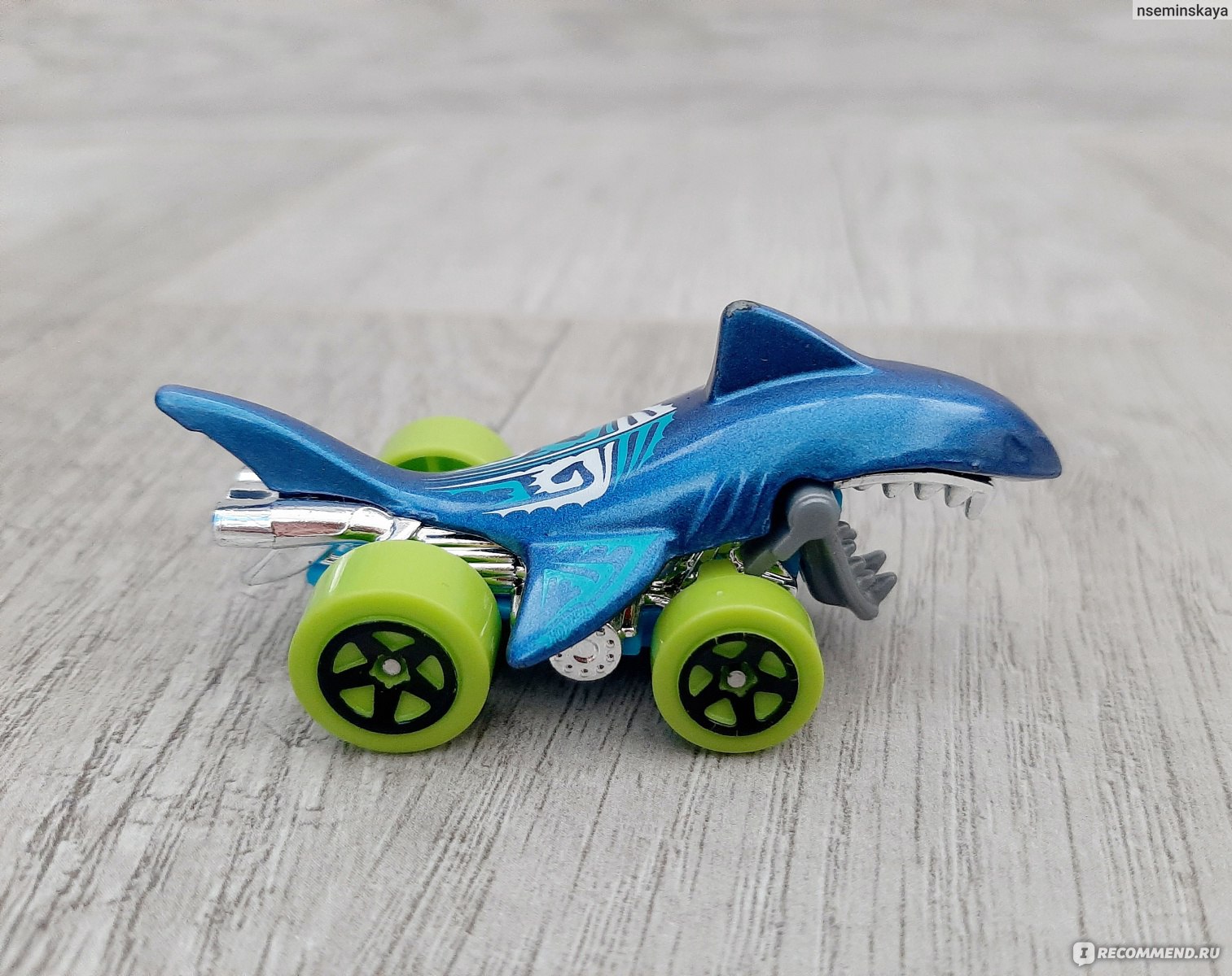 Hot Wheels Набор машинок Street Beasts - « Машина-акула, машина-паук, машина-стрекоза....все  это удивительный набор машинок Hot Wheels из серии Street Beasts! » | отзывы